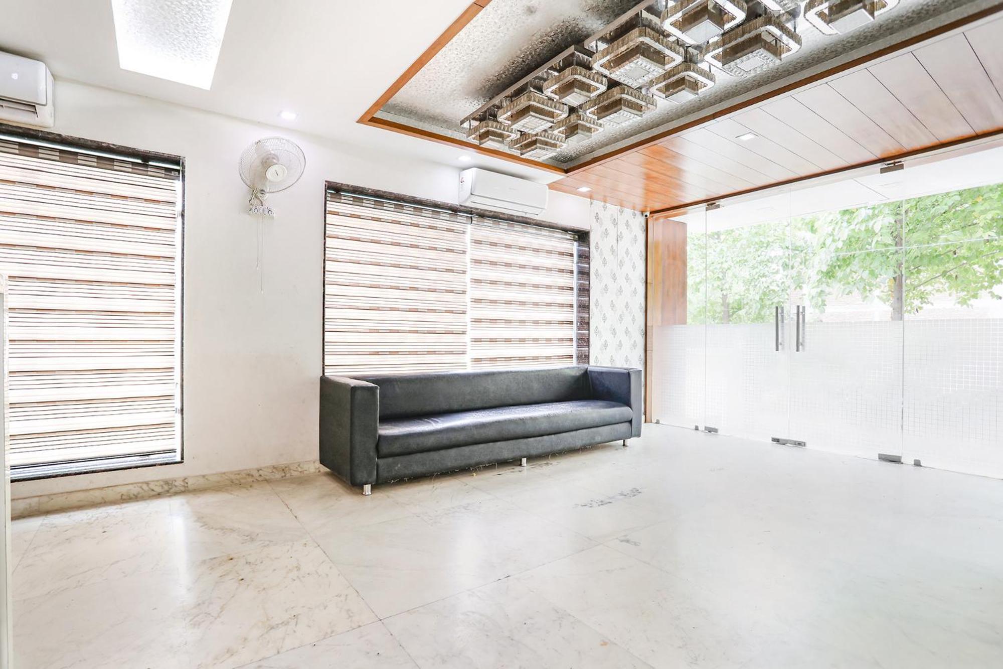 Fabhotel Grand Sparrow Tajganj Экстерьер фото
